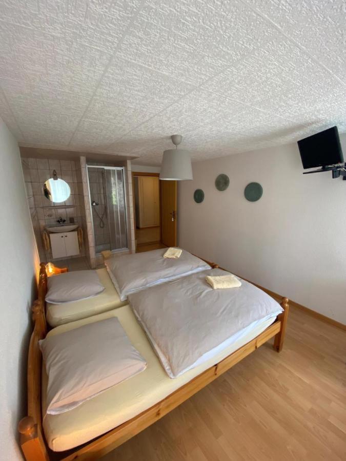 Hotel-Restaurant Des 3 Coeurs Vaulion المظهر الخارجي الصورة